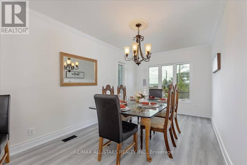 369 Lake Drive — photo 9 of 40