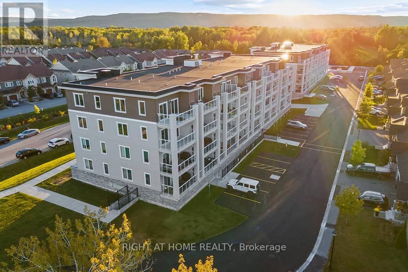 215 - 5 Spooner Crescent, Collingwood, photo 2