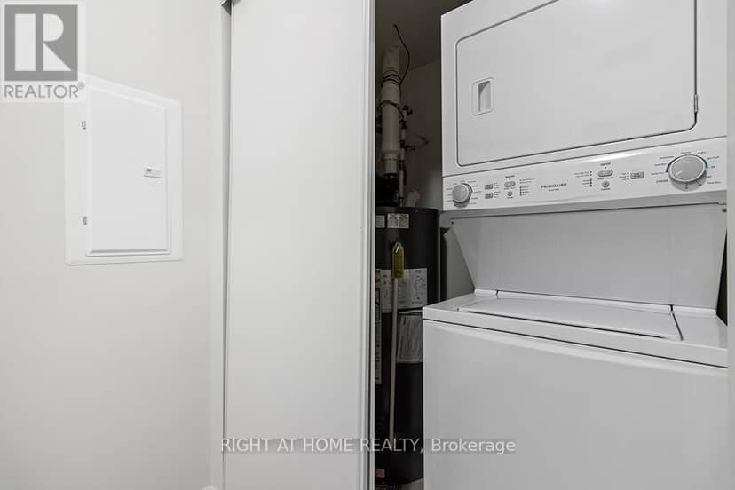215 - 5 Spooner Crescent — photo 30 of 40