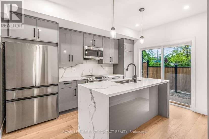 28 Alderwood Lane, Barrie, photo 3