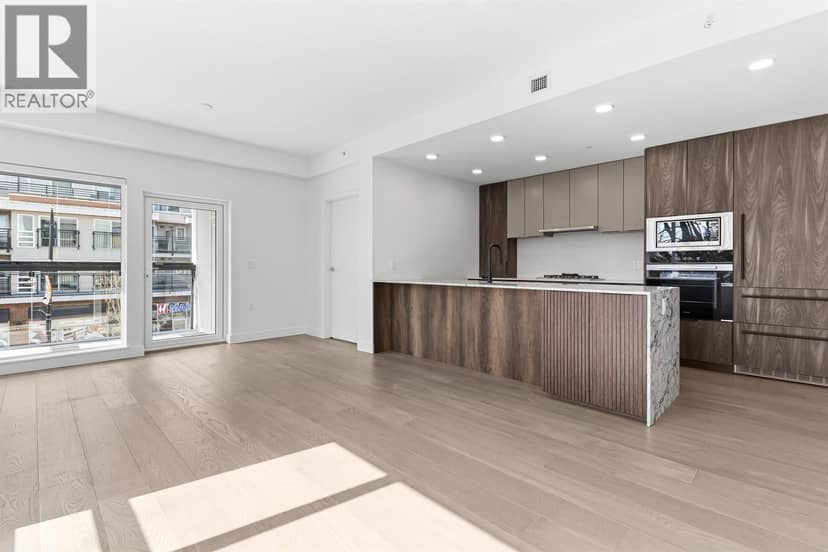 206 3590 W 39TH AVENUE, Vancouver