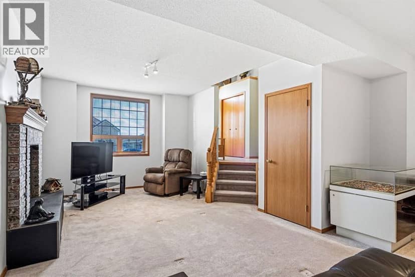 48 Headlands Close — photo 35 of 40