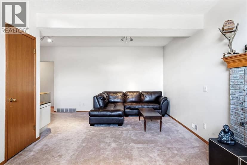 48 Headlands Close — photo 37 of 40