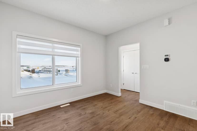 1081 Berg Pl — photo 13 of 25