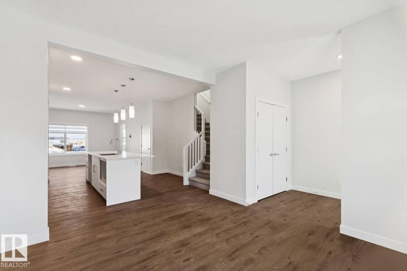 1081 Berg Pl — photo 14 of 25