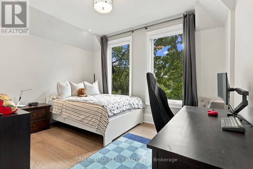 902 Parkland Avenue — photo 33 of 40