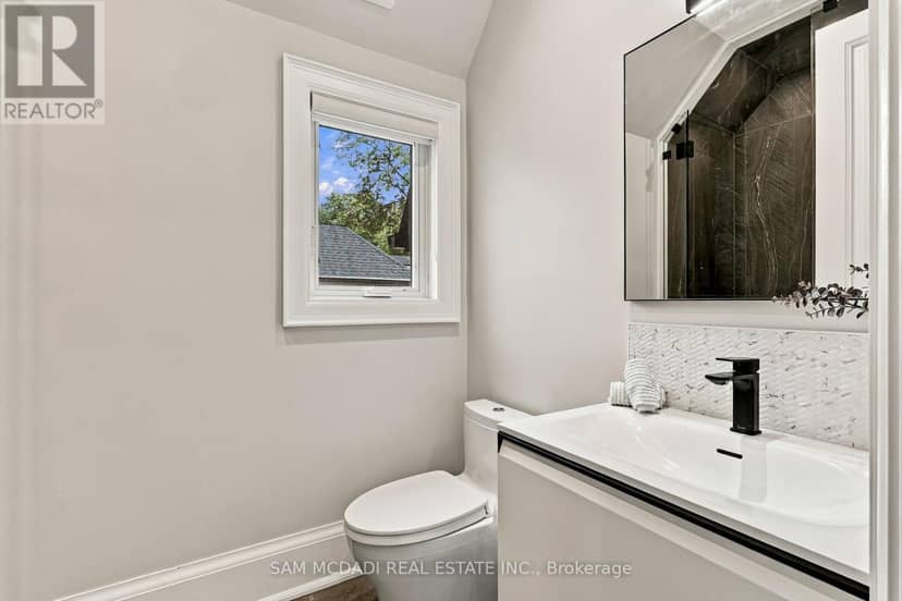 902 Parkland Avenue — photo 34 of 40