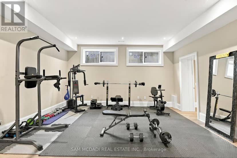 902 Parkland Avenue — photo 37 of 40