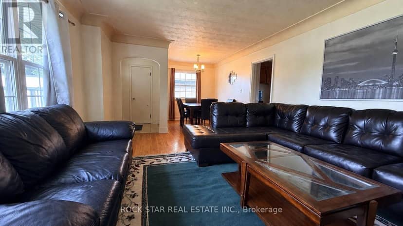 12 Roseland Avenue, St. Catharines, photo 6
