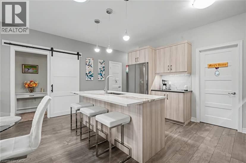 49 CAMPBELL Street — photo 14 of 40