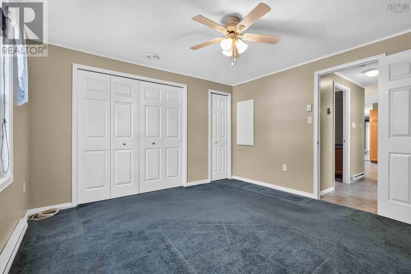 109 Sherbrooke Avenue — photo 20 of 35