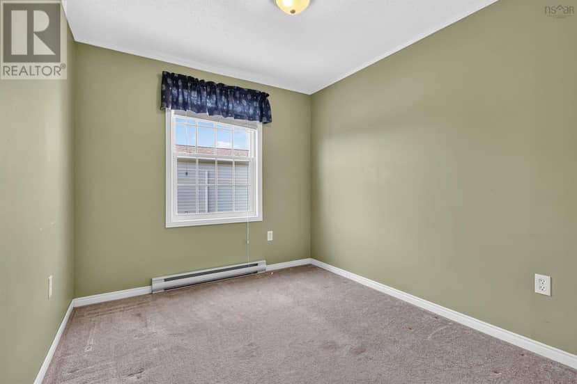 109 Sherbrooke Avenue — photo 28 of 35