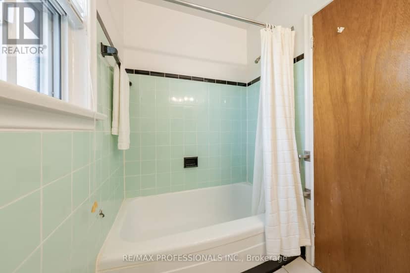 228 Eileen Avenue — photo 21 of 35