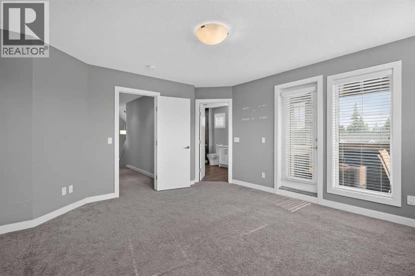 4, 2416 30 Street SW — photo 23 of 40