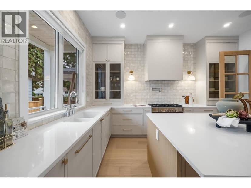 2008 WESTVIEW DRIVE, North Vancouver, photo 7