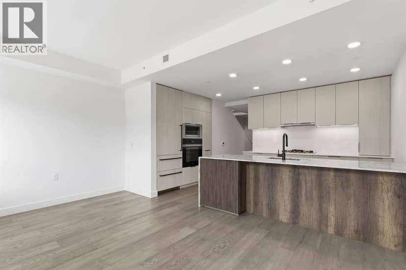 304 3590 W 39TH AVENUE, Vancouver