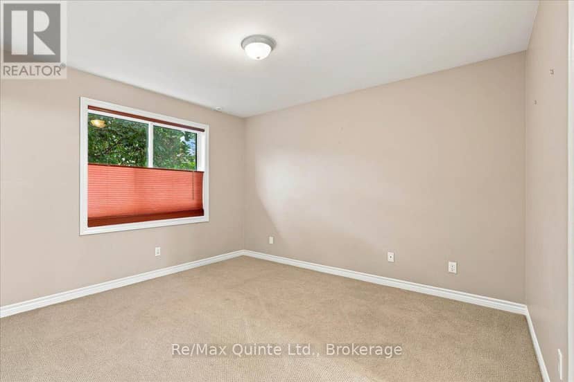 4 Forest Drive — photo 15 of 29