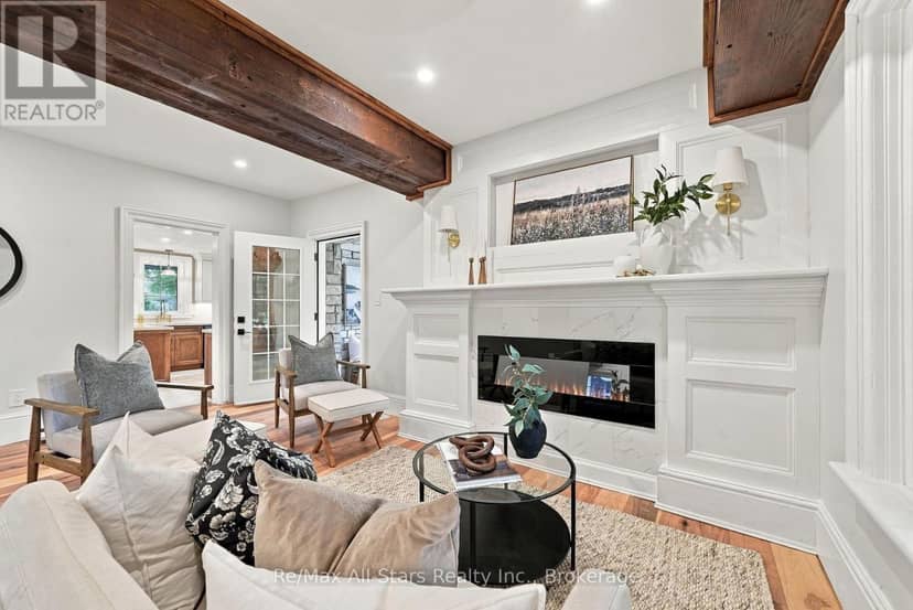40 Caroline Street — photo 11 of 40