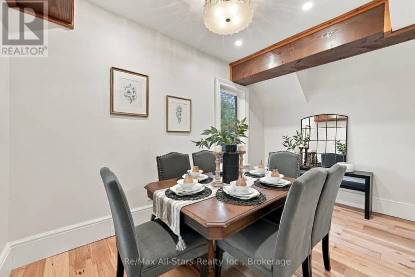 40 Caroline Street — photo 21 of 40