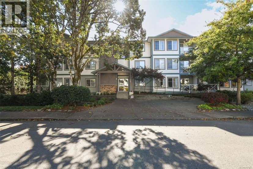 303 129 Back Rd, Courtenay