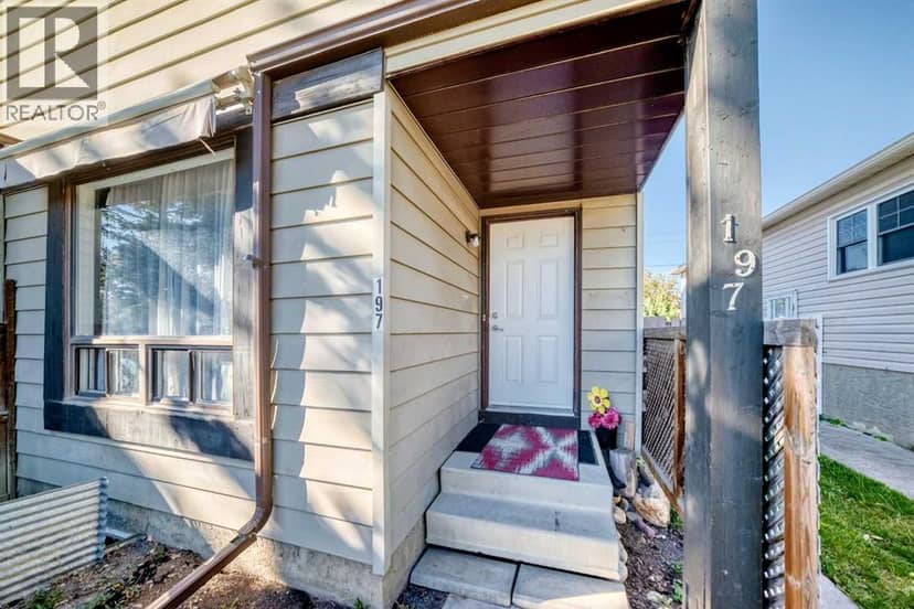 197 Cedardale Road SW, Calgary, photo 3