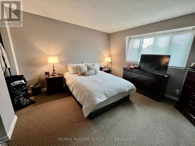 2 - 8646 Willoughby Drive — photo 40 of 40