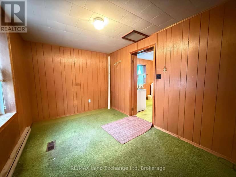 126 Diagonal Road — photo 21 of 40