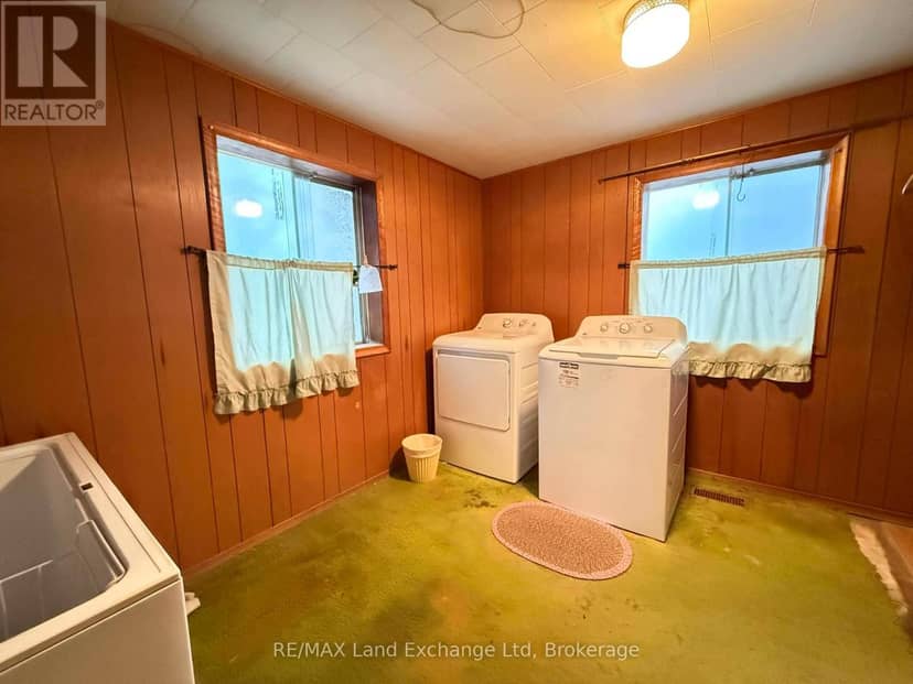 126 Diagonal Road — photo 23 of 40