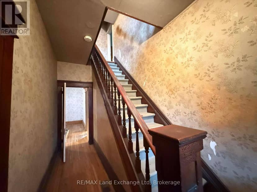 126 Diagonal Road — photo 26 of 40