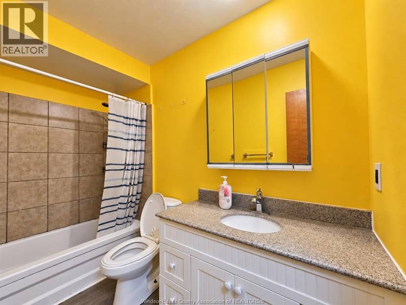 8370 Gregory — photo 17 of 26