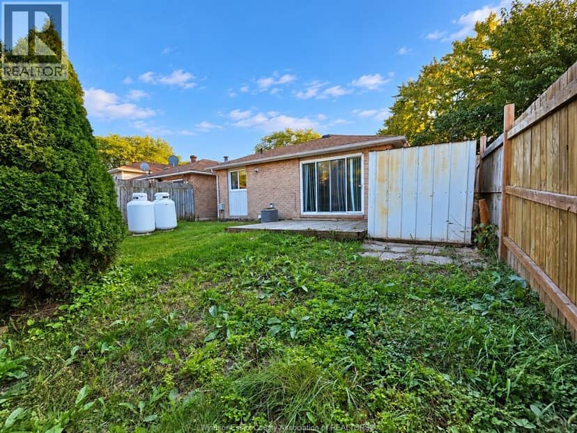 8370 Gregory — photo 25 of 26