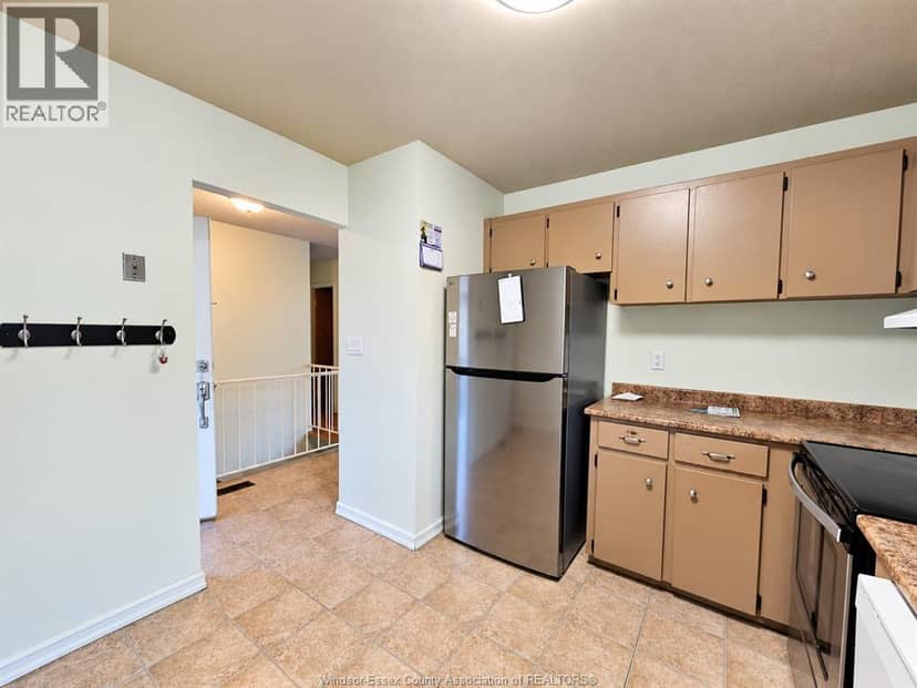 8370 Gregory — photo 7 of 26