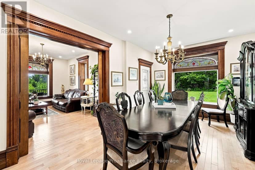 1376 Queensborough Road — photo 10 of 40