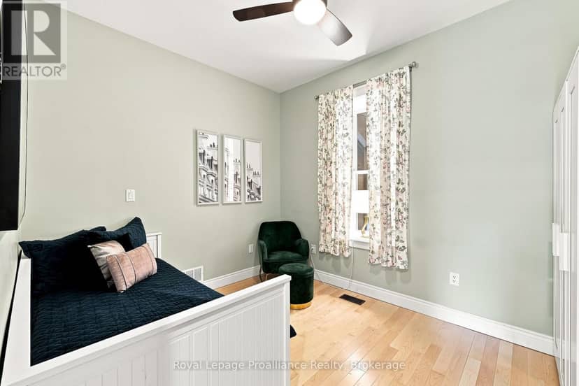 1376 Queensborough Road — photo 21 of 40