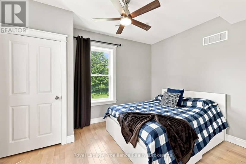 1376 Queensborough Road — photo 20 of 40