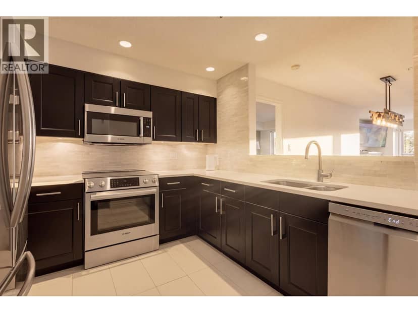 312 3480 MAIN STREET, Vancouver, photo 2