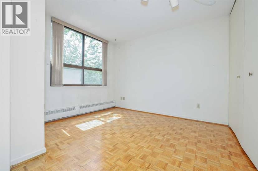 208, 80 Point Mckay Crescent NW — photo 9 of 18
