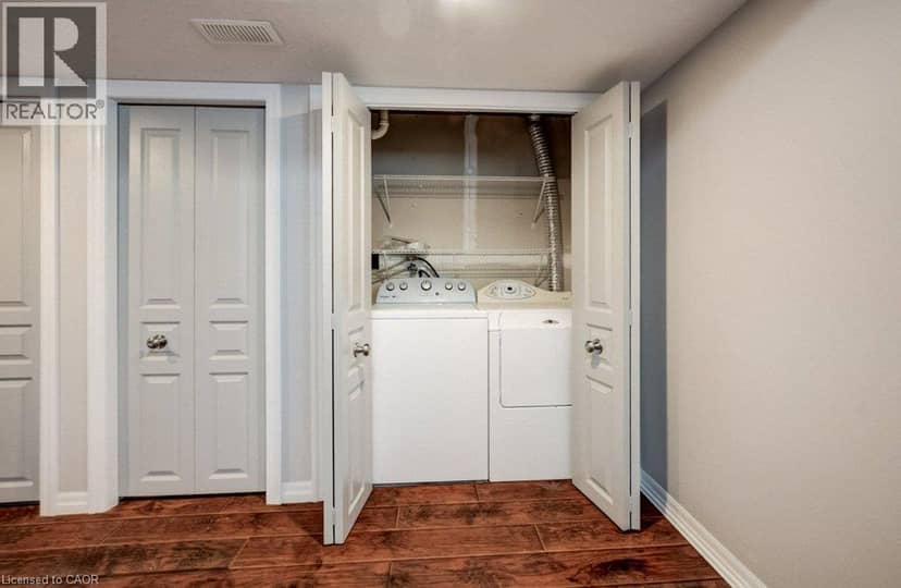 105 PINNACLE Drive Unit# 30 — photo 34 of 40