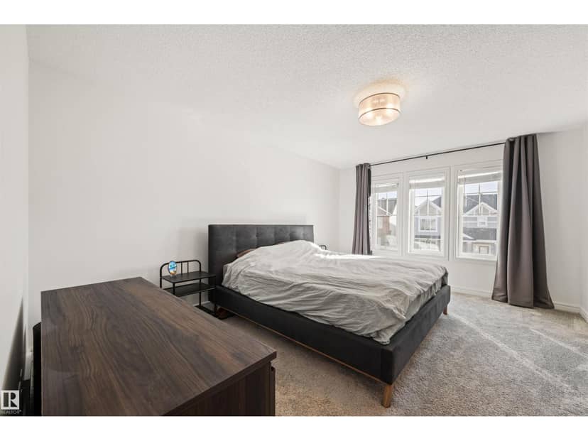 222 Desrochers Bv SW — photo 21 of 40