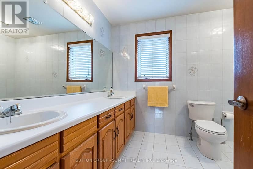 2477 Cliff Road — photo 25 of 40