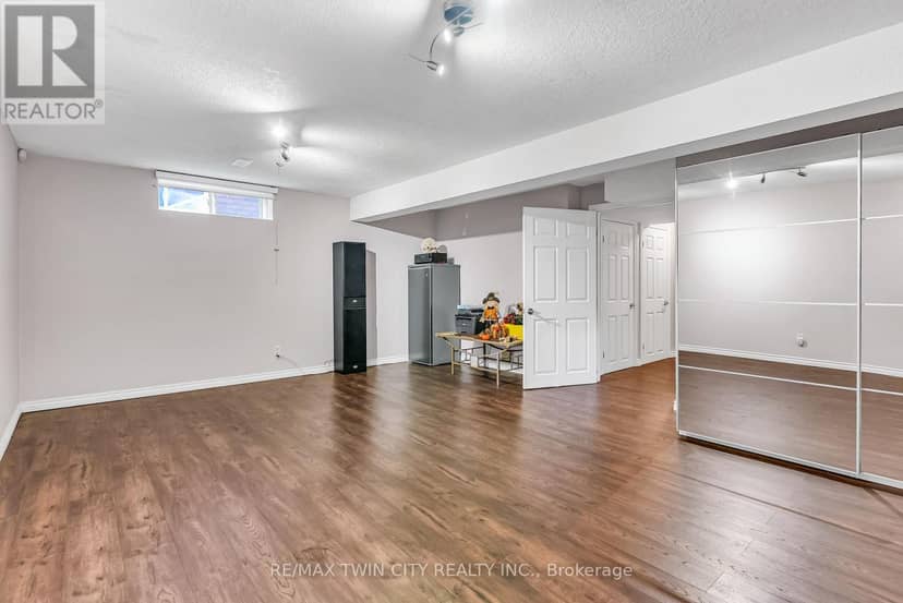 193 Mountain Laurel Crescent — photo 32 of 37