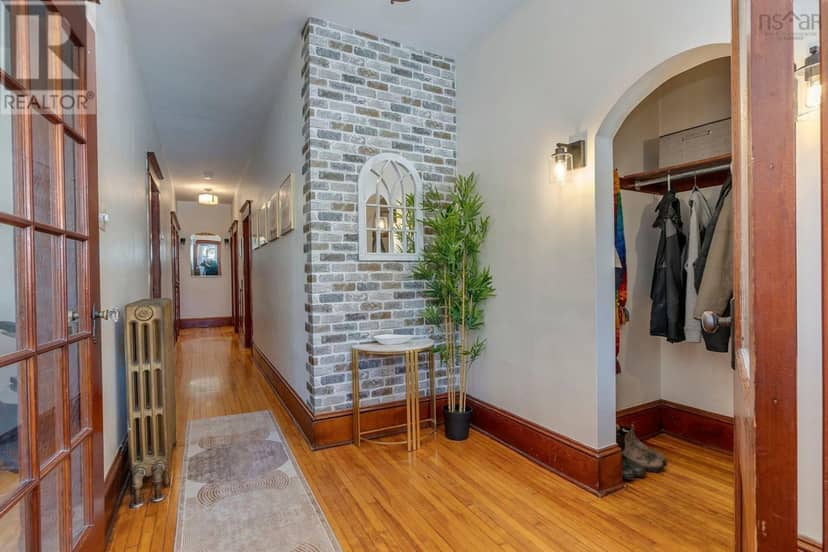 6030/6032 Cherry Street — photo 6 of 40