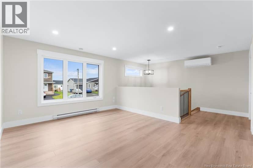 310 MacCoun Street — photo 4 of 24