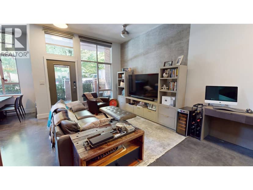 357 E 11TH AVENUE, Vancouver, photo 2