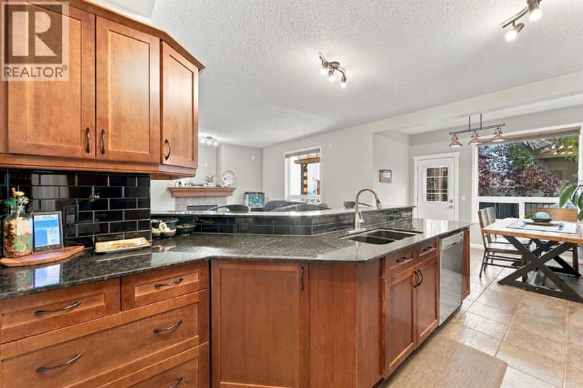 115 Morningside Point SW — photo 10 of 36