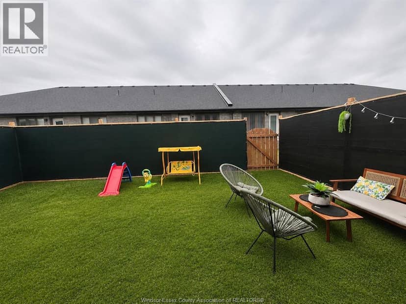 3639 Hallee — photo 10 of 10