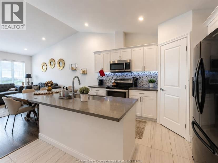 3639 Hallee — photo 4 of 10