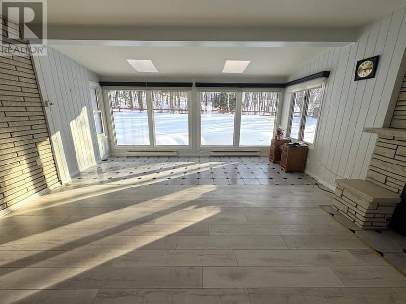 25 Gillanders RD — photo 16 of 40