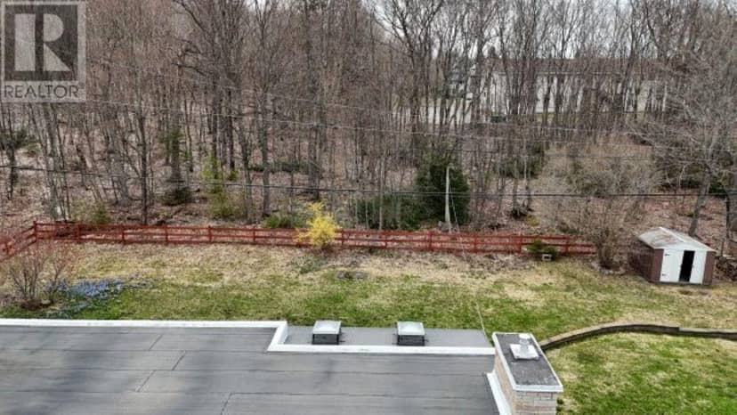 25 Gillanders RD — photo 4 of 40