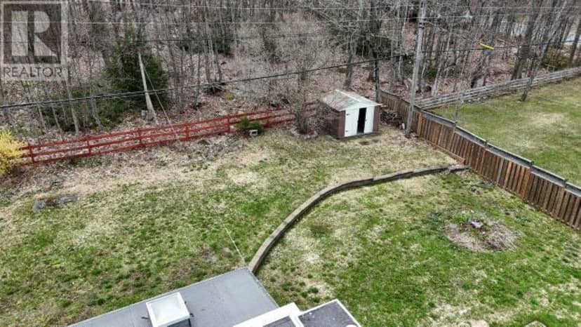 25 Gillanders RD — photo 5 of 40